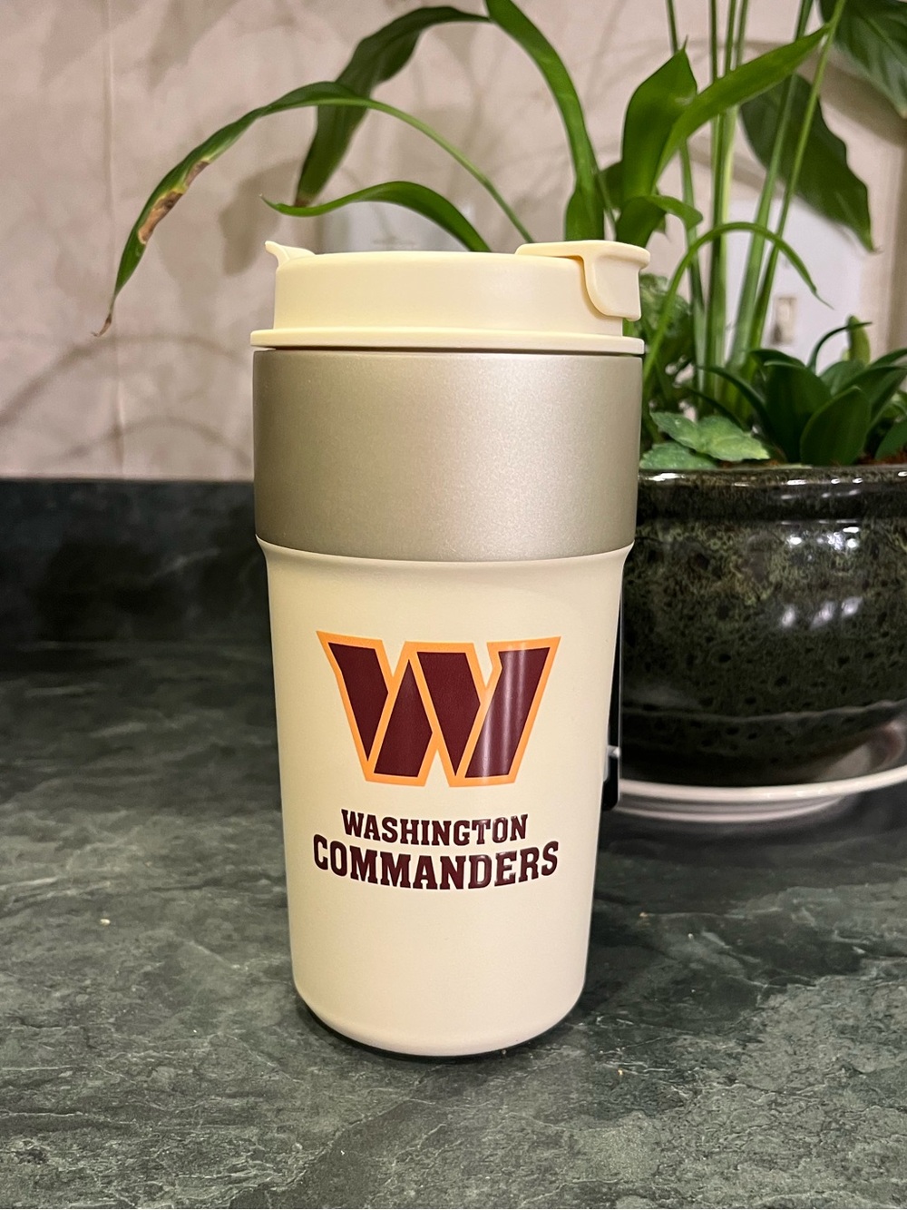 *NWT* Washington Commanders Ceramic Lined Coffee Tumbler 18 oz